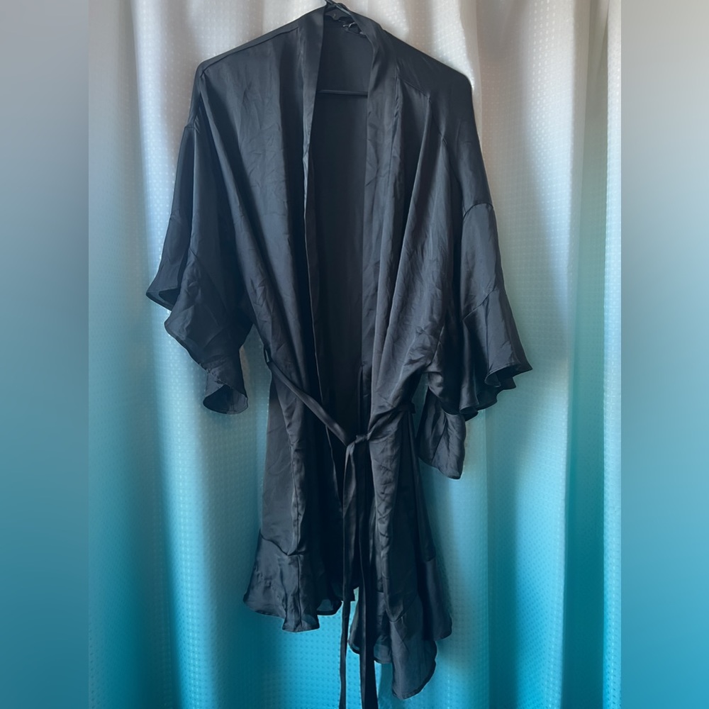 Victoria Secret Satin Robe size XL